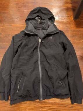 The North Face Women's Black Fleece Lined Hooded Jacket Size M